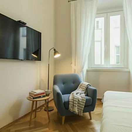Stylish Persian Blue With Private Bath And Wifi * Terst