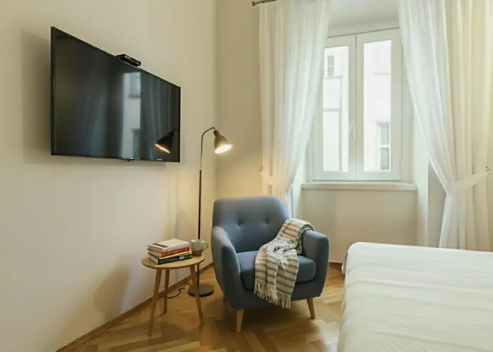 Stylish Persian Blue With Private Bath And Wifi * Trieste